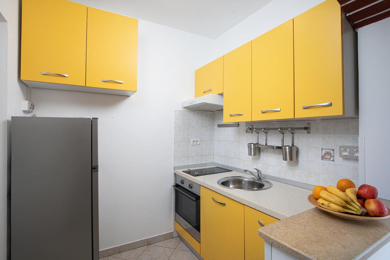 Pula Istria Apartments Luaran gambar