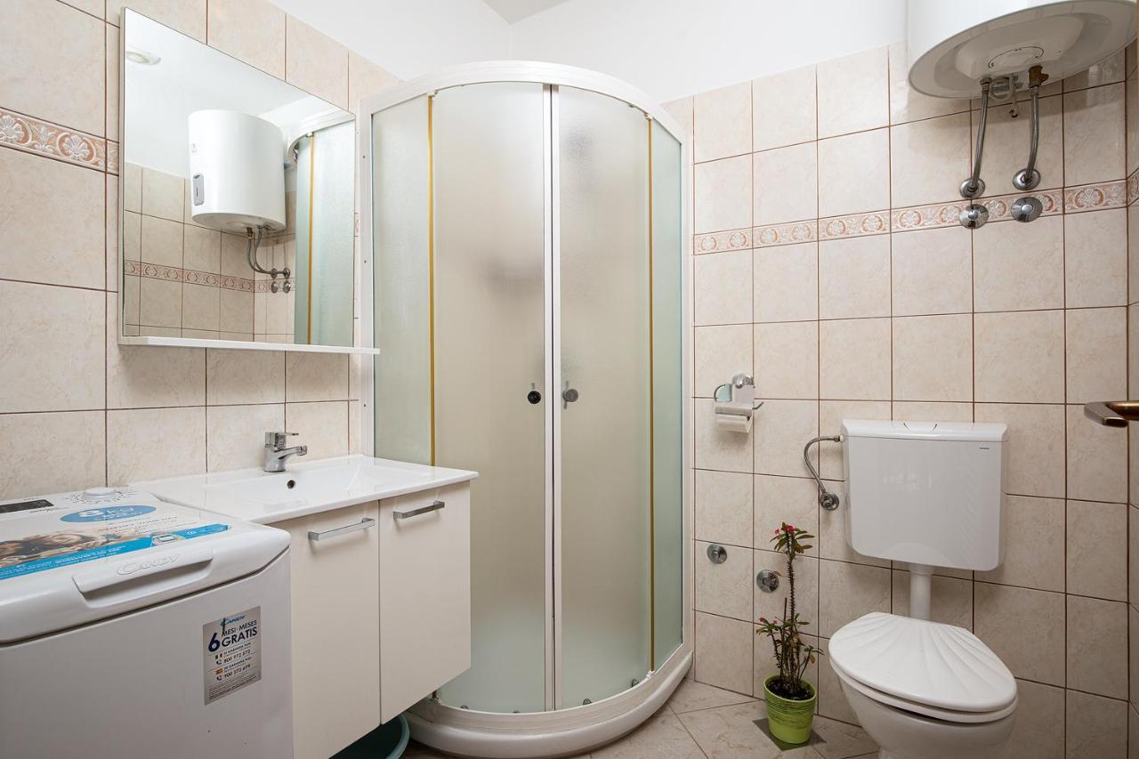 Pula Istria Apartments Luaran gambar