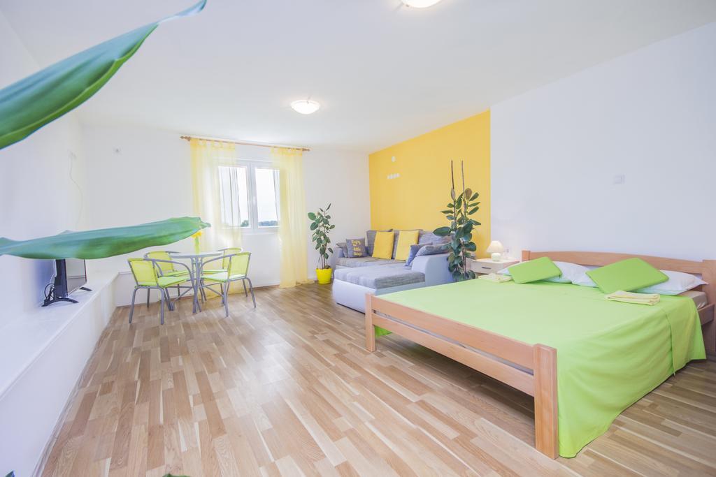 Pula Istria Apartments Luaran gambar