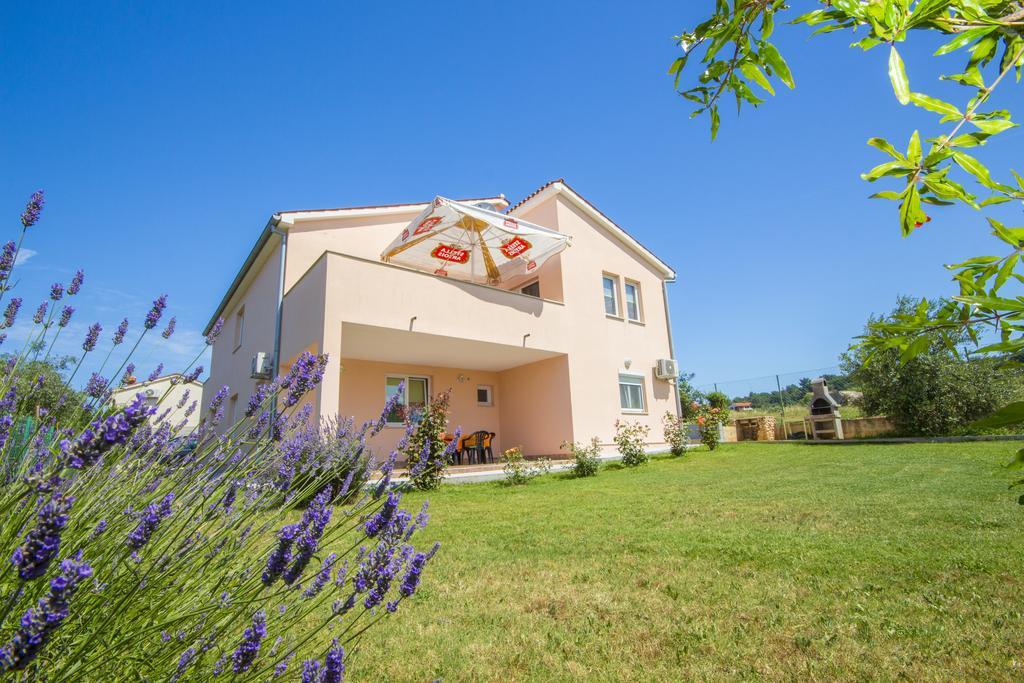 Pula Istria Apartments Luaran gambar